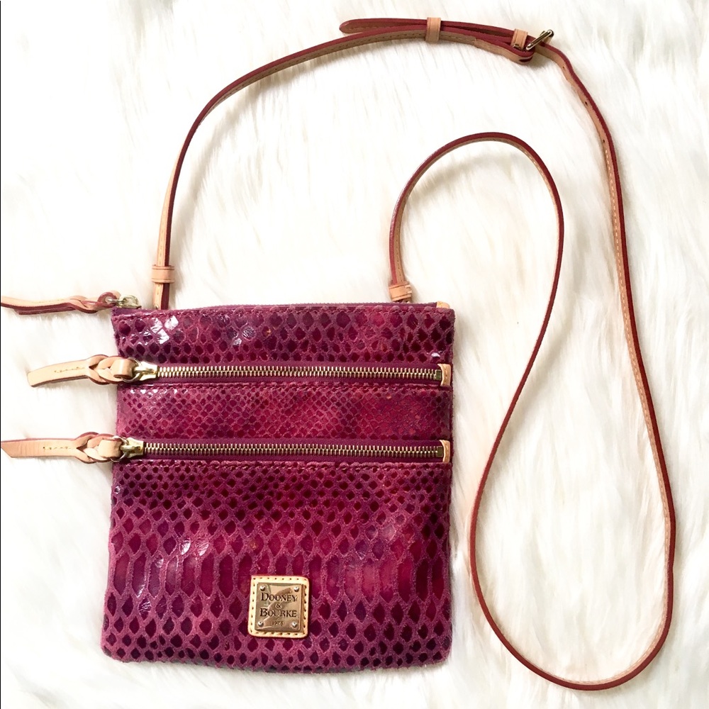 Rare Dooney & Bourke North South Zip Purse Bag